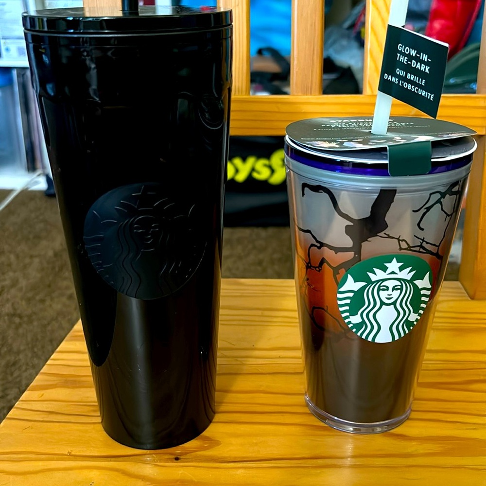 Starbucks 2024 Matte Black Drip Slime Halloween Venti Tumbler.NWT.